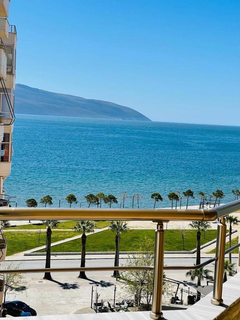 Duplex Lungomare Suites Vlorë 外观 照片
